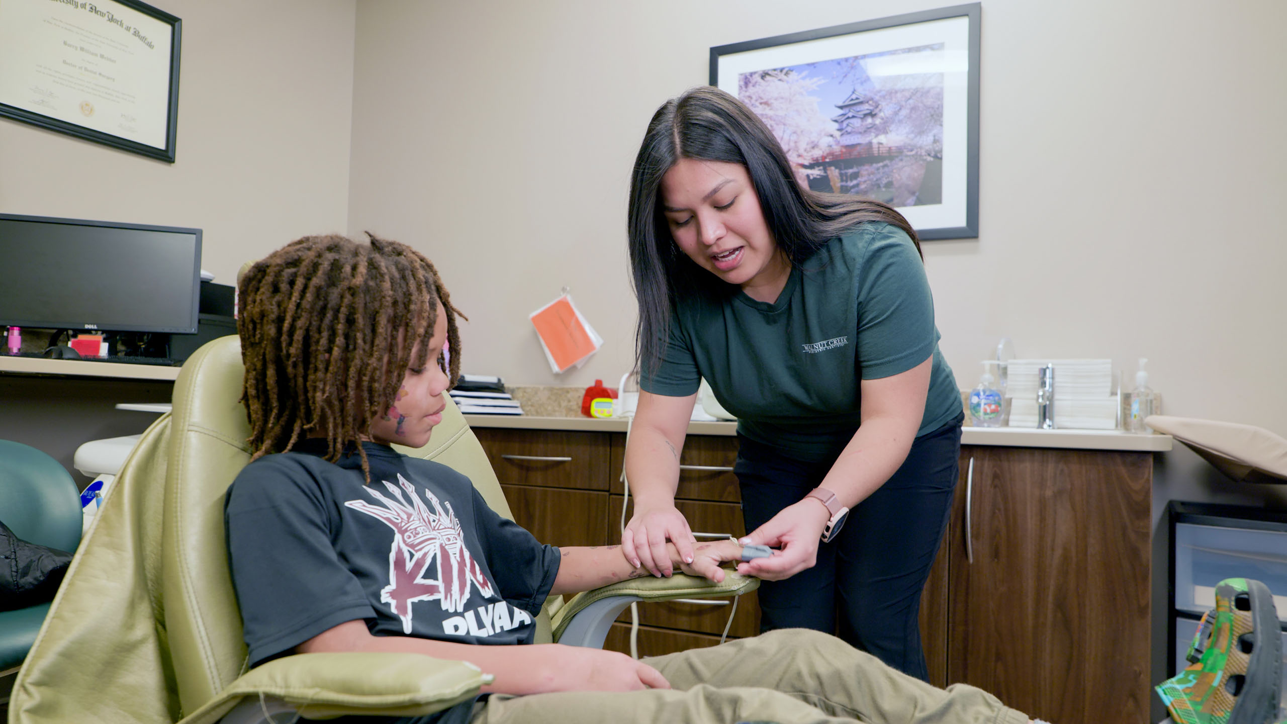 Pediatric Dentist Offering Dental Fillings